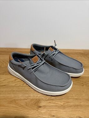 Hey Dude Paul Canvas size 9 new never worn Grey Slip-On with Tan Accents